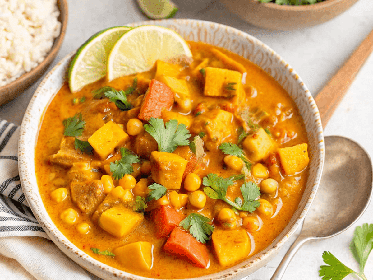 Sweet Potato Chickpea Curry (Easy + Vegan)